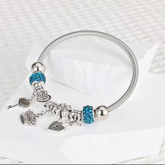 Crown & Key Charm Bangle, Chain Beaded Beads Bracelets - Picture 2 of 7